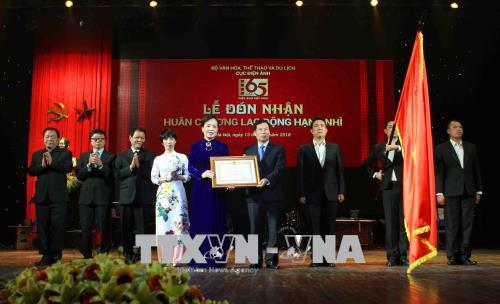 Cục Điện ảnh đón nhận Huân chương Lao động hạng Nhì